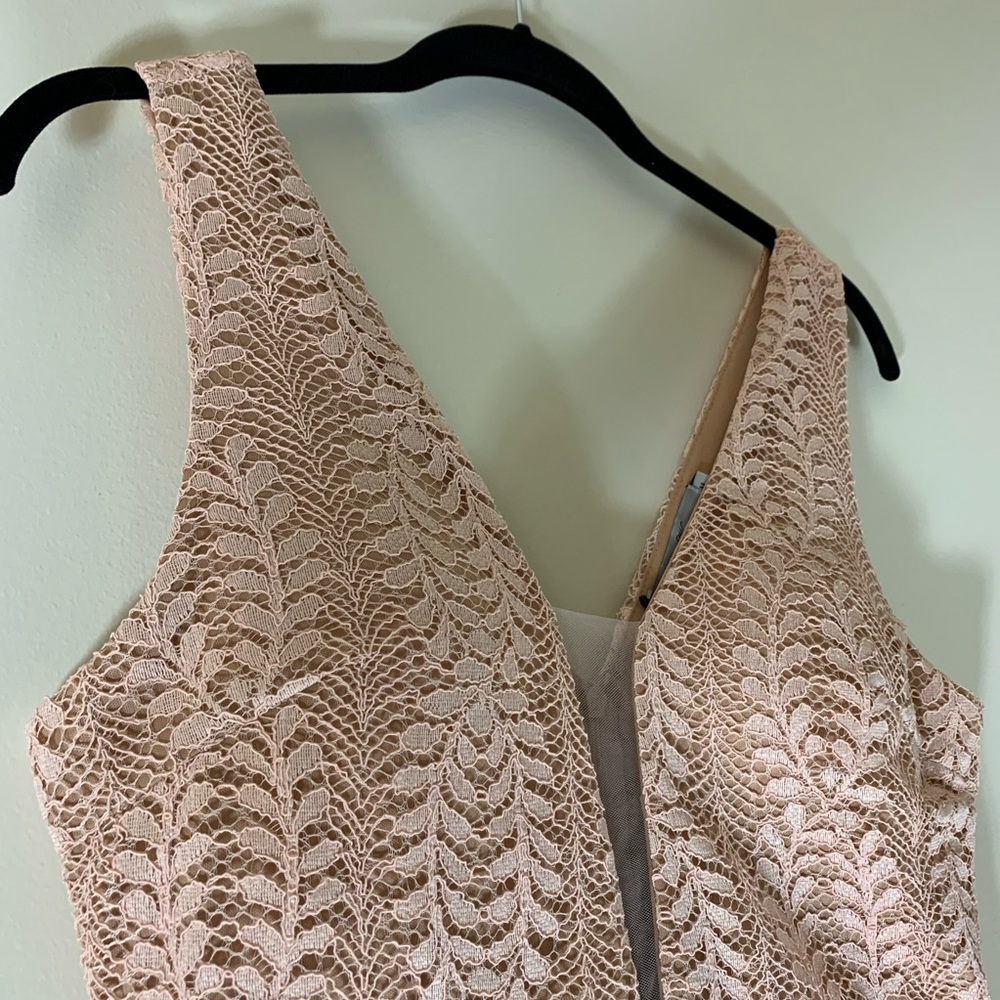 LUCY WANG LACE DEEP V NECK MAXI DRESS - Picture 5 of 8